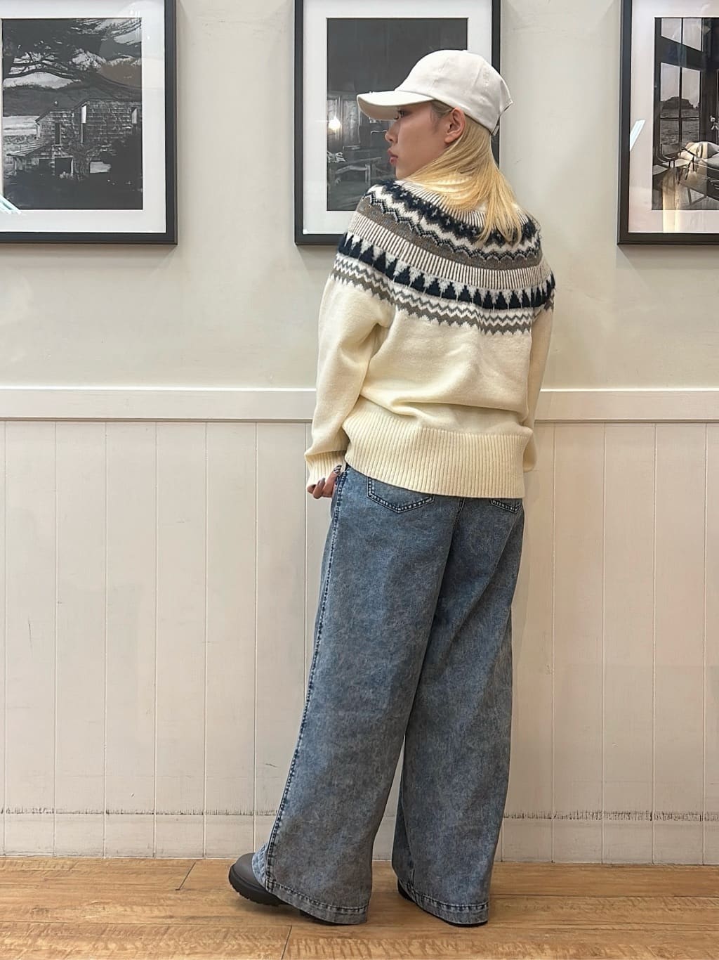 あんこさんの「SHOO･LA･RUE｜【洗濯機可/S-LL】配色が大人かわいい　フェアアイル柄求心ニット」を使ったコーディネート