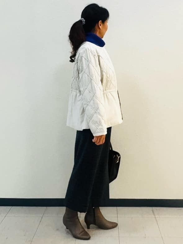 ⭐︎Eimi⭐︎さんの「Reflect｜【気軽な羽織に◎】中綿キルティングショートコート」を使ったコーディネート