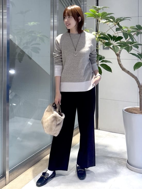 yukaさんの「UNTITLED｜【重ね着もおすすめ/洗える】ウールカシミヤ クルーネックニット」を使ったコーディネート