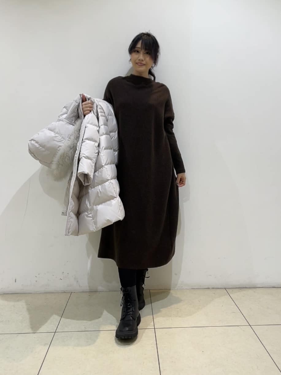 watanabeさんの「UNTITLED｜【はっ水機能/フード取り外し可/防寒】ロングダウンコート」を使ったコーディネート