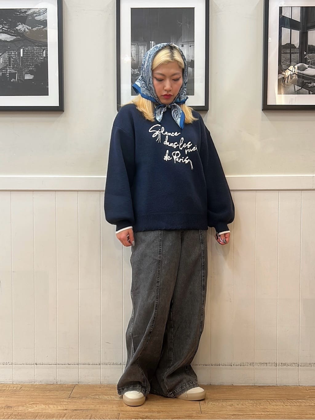 あんこさんの「SHOO･LA･RUE｜【洗濯機可/S-LL】裾スカラップが差がつく コード刺繍ロゴニット」を使ったコーディネート