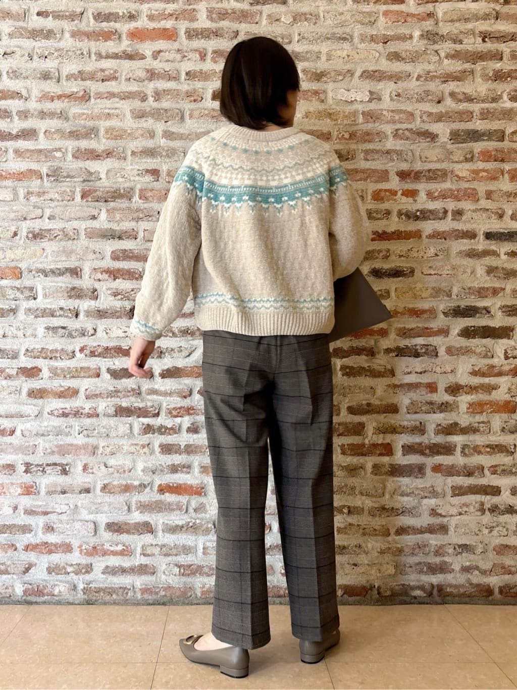 しばさんの「THE SHOP TK｜クラシカルな装い ウールライクスタンドカラーコート」を使ったコーディネート