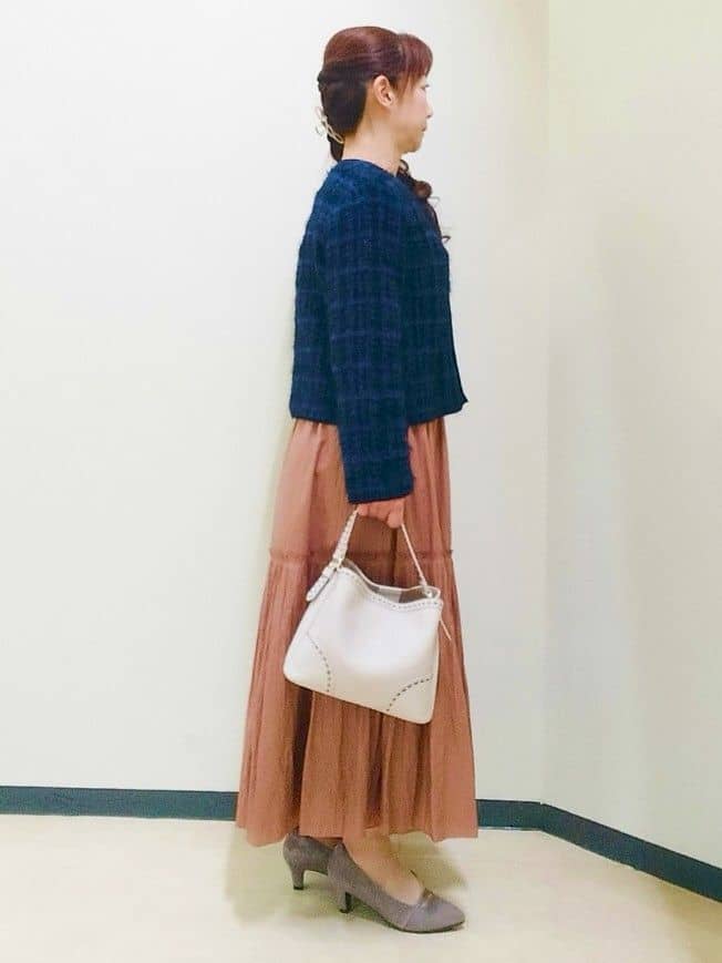 花さんの「Reflect｜【お食事会やお出かけに◎】ふんわりジャカード編みカーディガン」を使ったコーディネート
