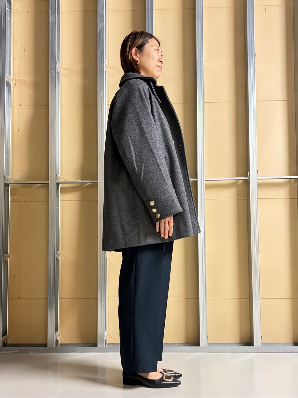 tomomiさんの「THE SHOP TK｜クラシカルな装い ウールライクスタンドカラーコート」を使ったコーディネート