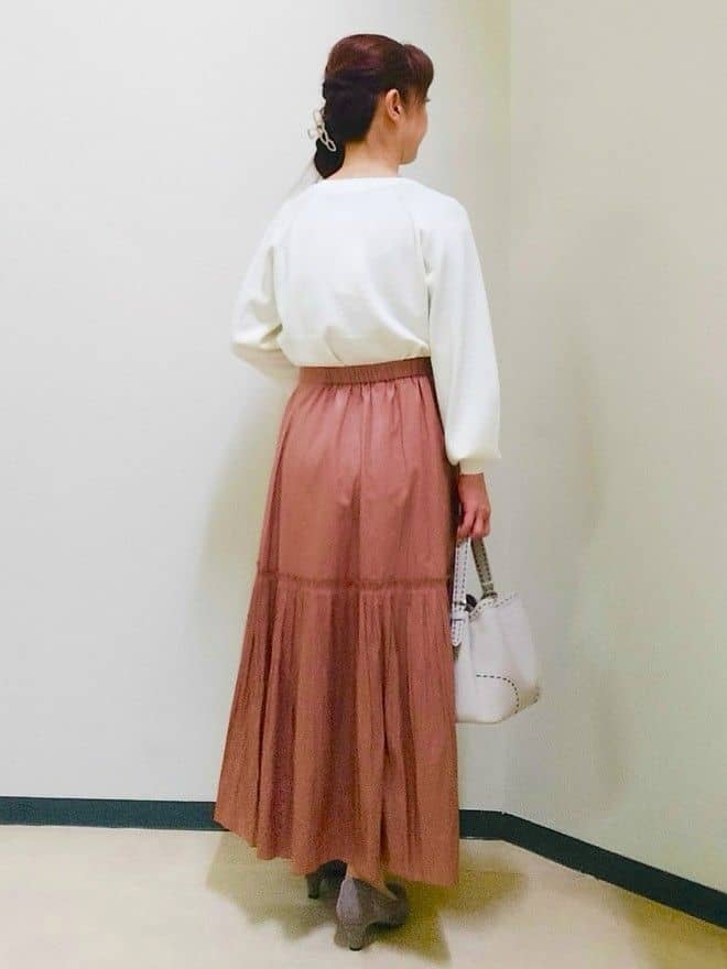 花さんの「Reflect｜【お食事会やお出かけに◎】ふんわりジャカード編みカーディガン」を使ったコーディネート