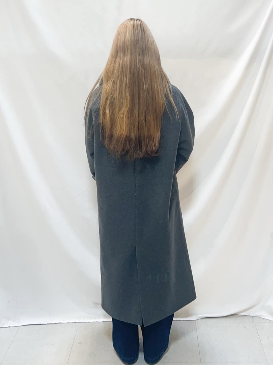 reonさんの「SHOO･LA･RUE｜【S-LL】脚のラインを拾いにくい デニムワイドパンツ」を使ったコーディネート