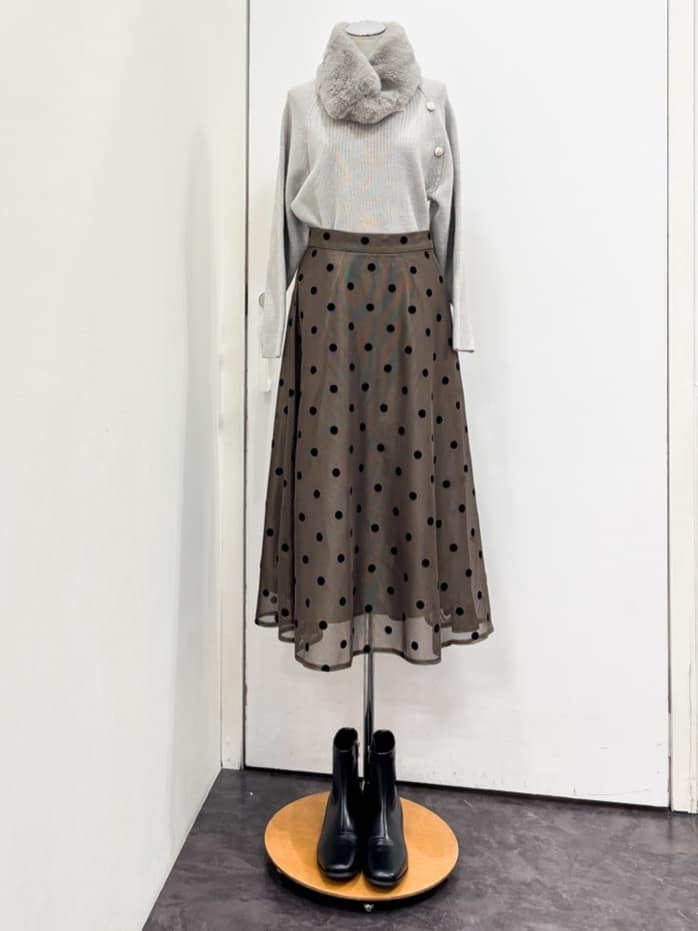 yukariさんの「grove｜【名品アウター／800FP・多機能】つつまれダウンショート」を使ったコーディネート