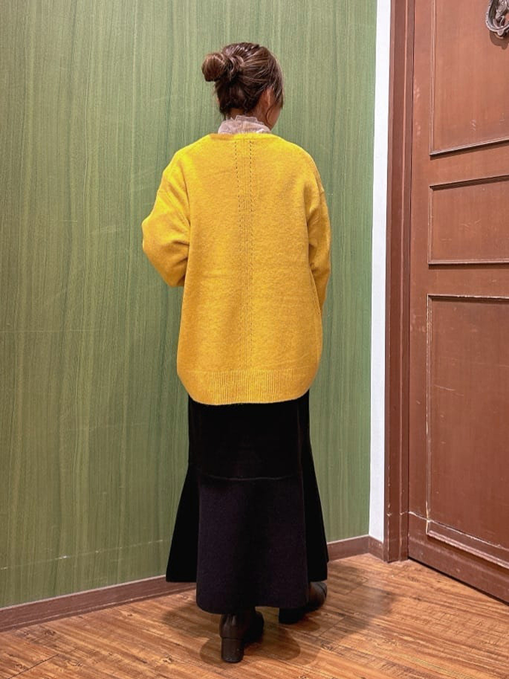 かおりさんの「SHOO･LA･RUE｜【洗濯機可】お気に入りカラーを身にまとって　ふんわりゆるニット」を使ったコーディネート