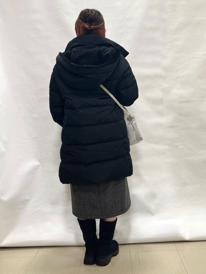 YUIさんの「SHOO･LA･RUE｜【2点セット/洗濯機可】時短でコーデが決まる ジャンドレ+リブインナー」を使ったコーディネート