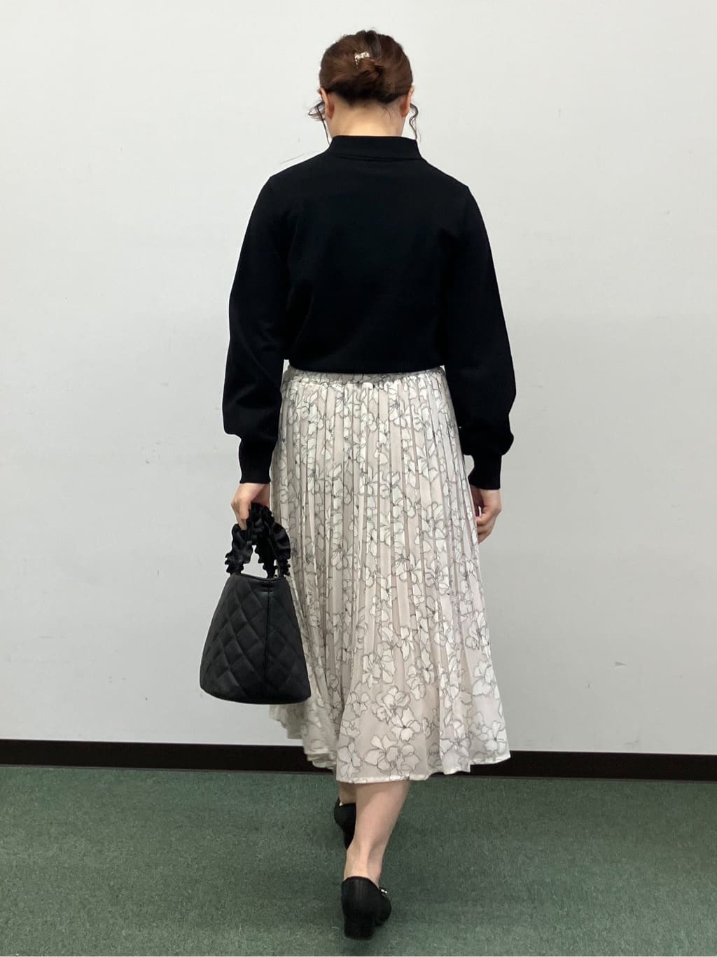 MAYUKIさんの「index｜ヘンリーパールミニボウタイニット【洗濯機OK】」を使ったコーディネート