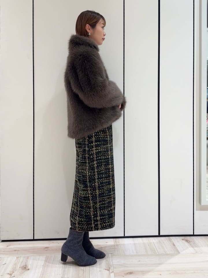 ｓａｔｏｍｉさんの「SHOO･LA･RUE｜【洗濯機可/S-LL】裾スカラップが差がつく コード刺繍ロゴニット」を使ったコーディネート