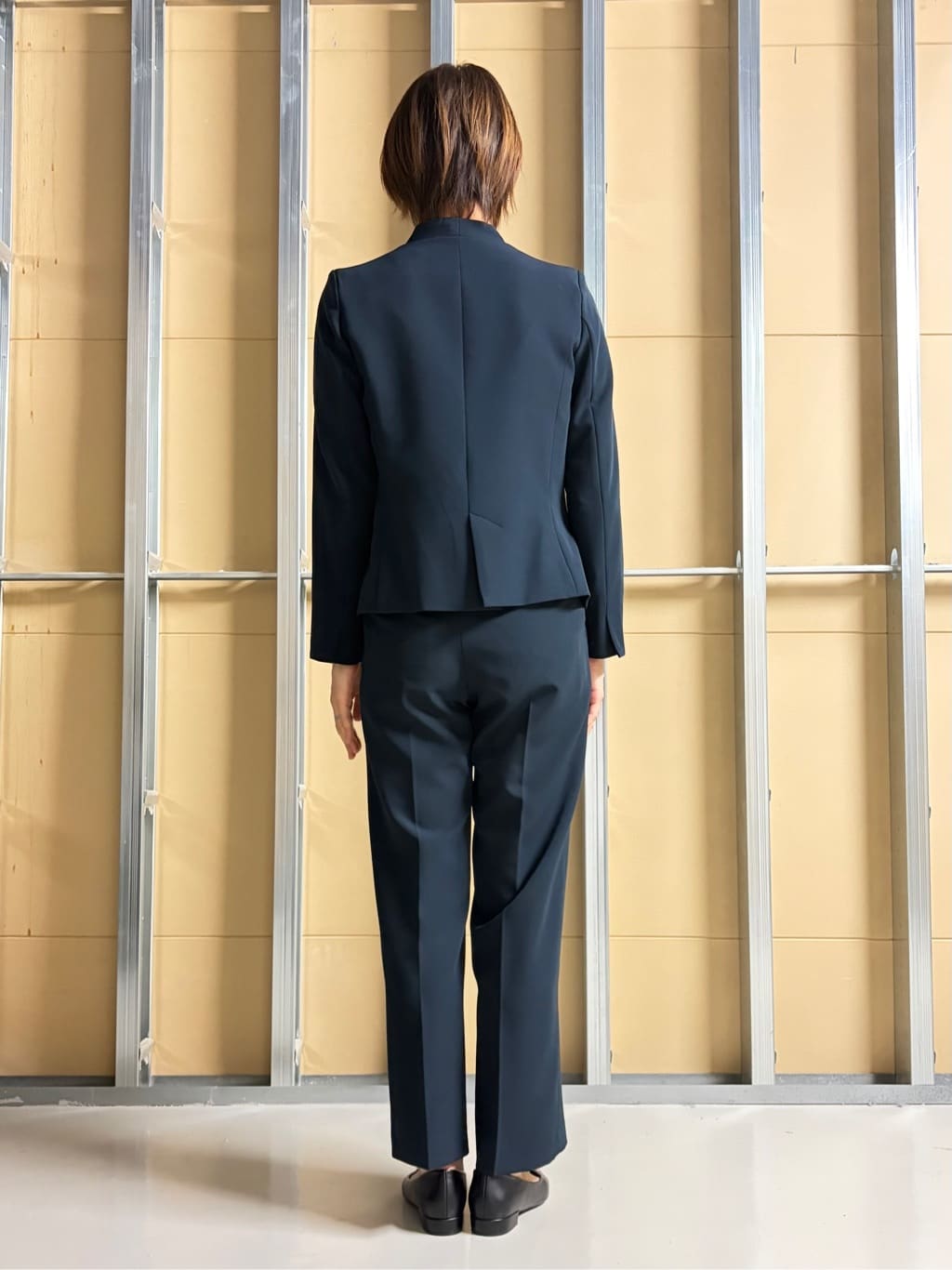 tomomiさんの「THE SHOP TK｜【通勤スタイルに】ダブルクロス ノーカラージャケット/セットアップ可」を使ったコーディネート