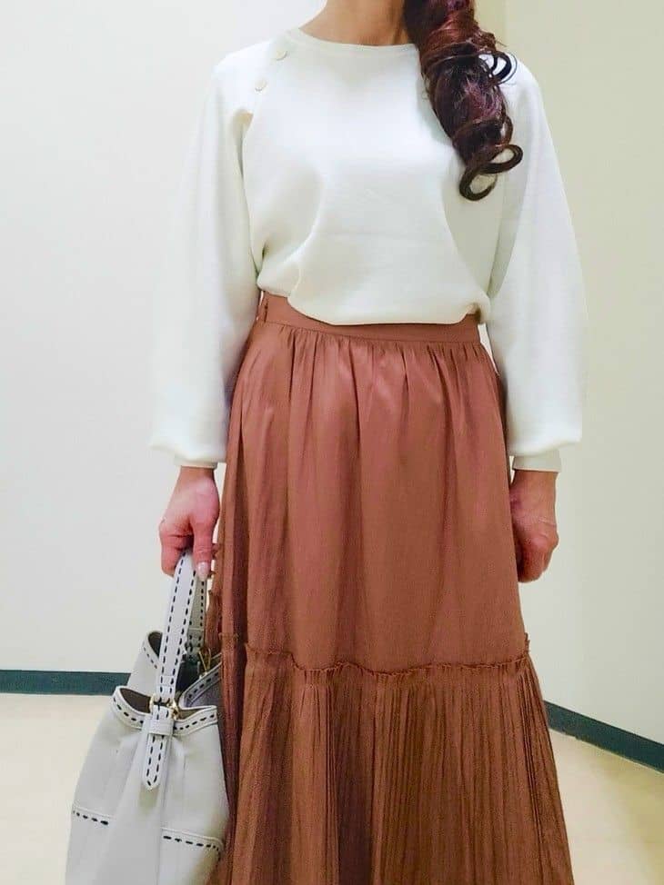 花さんの「Reflect｜【お食事会やお出かけに◎】ふんわりジャカード編みカーディガン」を使ったコーディネート