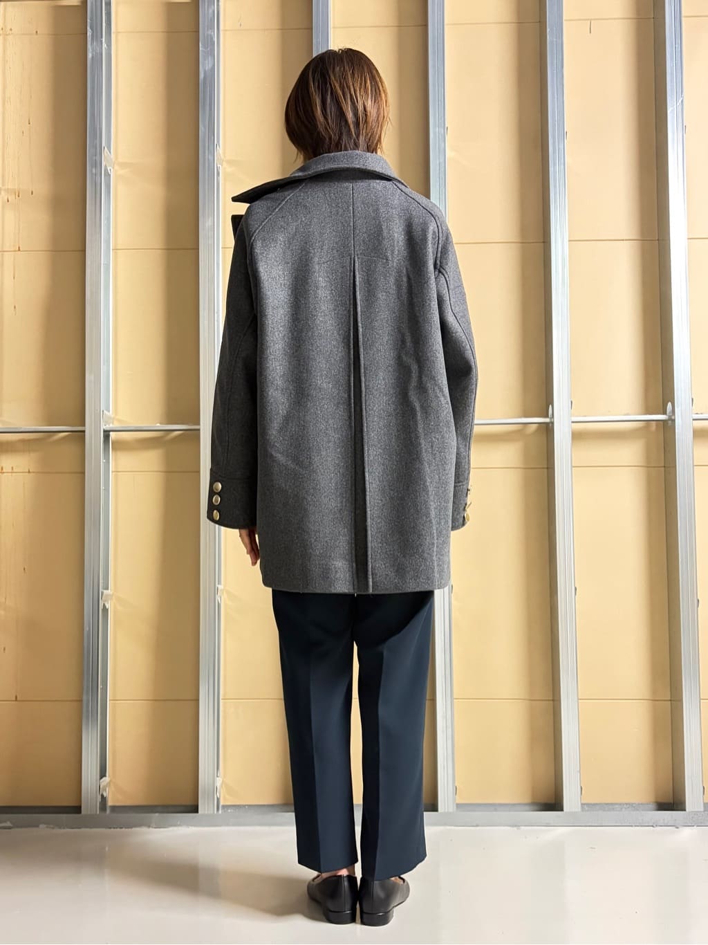 tomomiさんの「THE SHOP TK｜クラシカルな装い ウールライクスタンドカラーコート」を使ったコーディネート