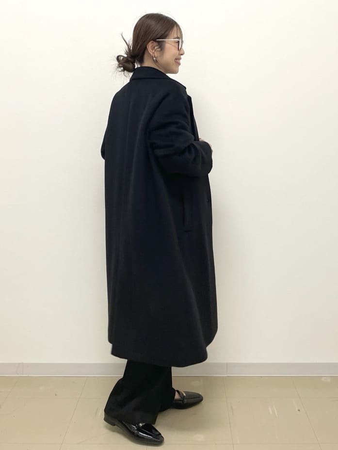 Akiさんの「OPAQUE.CLIP｜カシミヤブレンドウールチェスターコート」を使ったコーディネート
