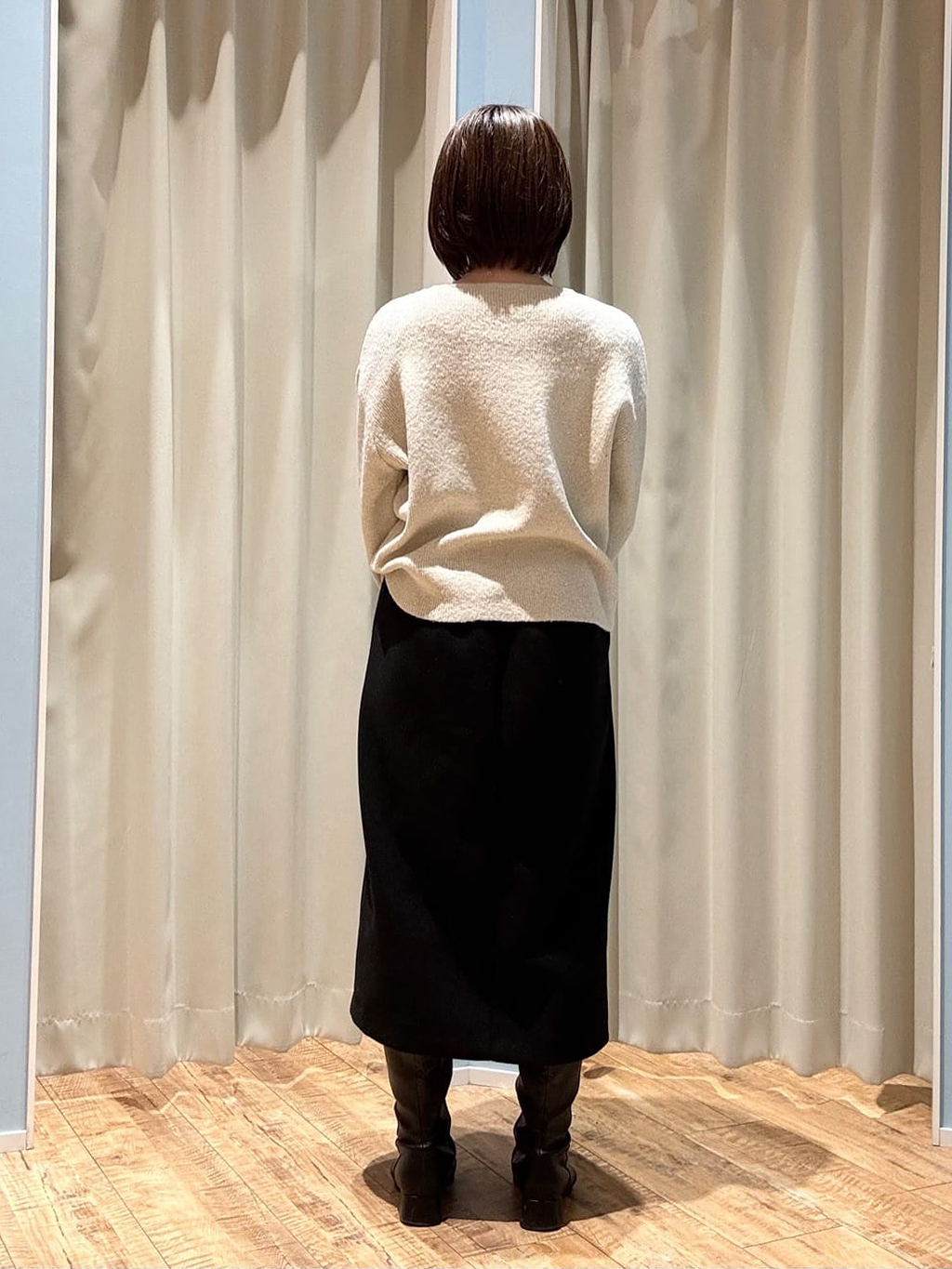 rieさんの「SHOO･LA･RUE｜【S-LL】きらっと華やぐ　大人のスパンコールニット」を使ったコーディネート