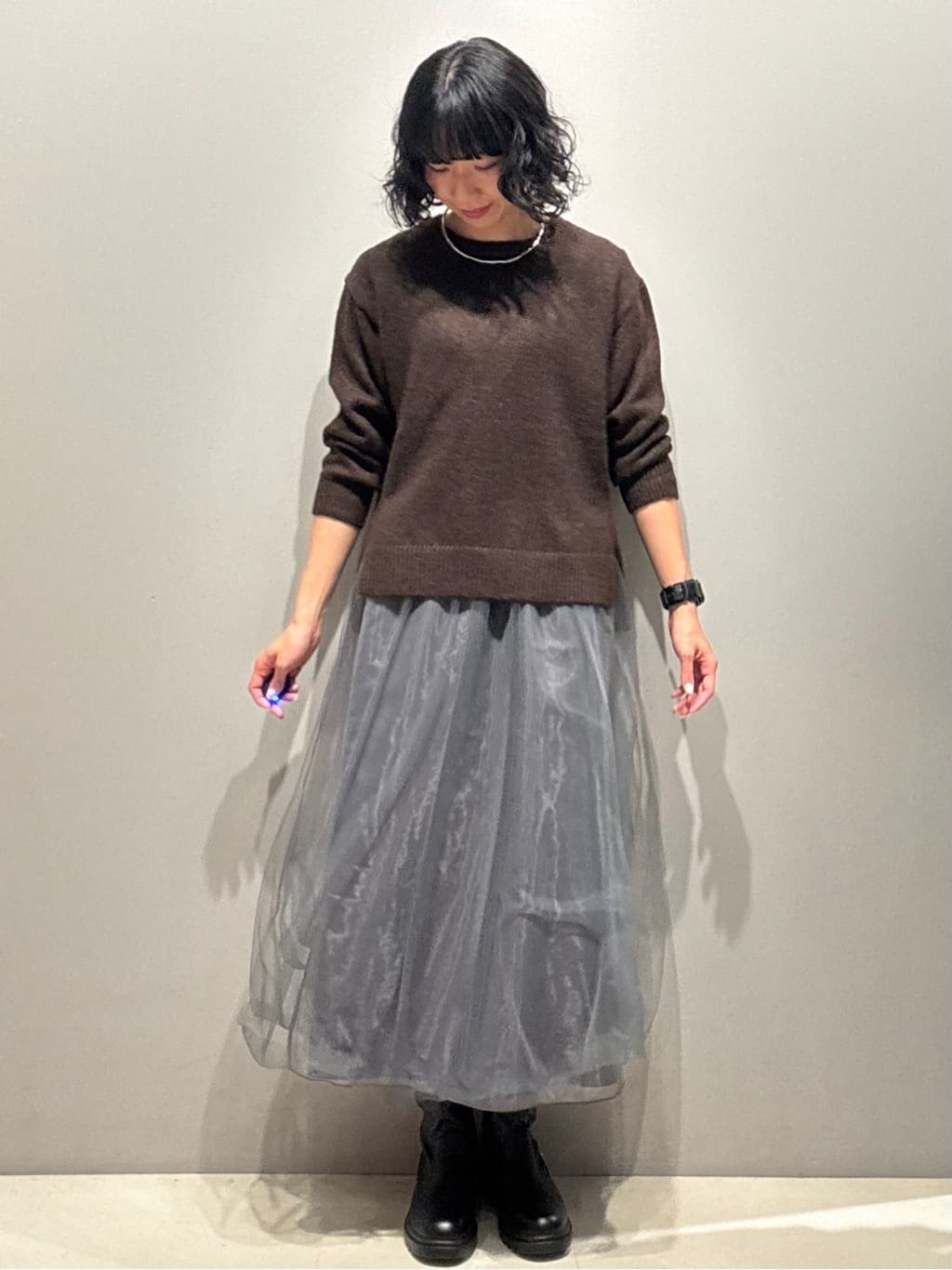 naoさんの「OPAQUE.CLIP｜リラクシークルーネックニット【洗濯機OK】」を使ったコーディネート