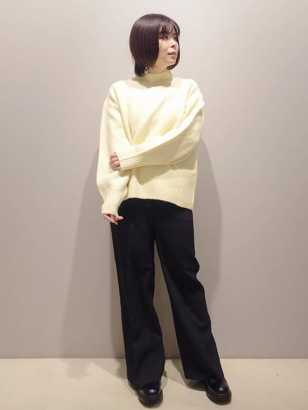 me：)さんの「OPAQUE.CLIP｜ふわふわハイネックニット【洗濯機OK】」を使ったコーディネート
