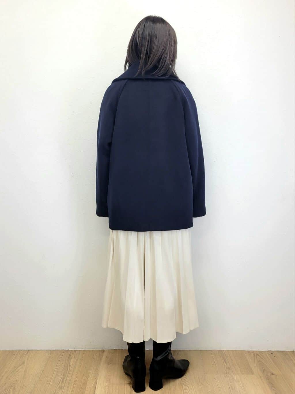 LISAさんの「OPAQUE.CLIP｜カシミヤブレンドウールミドルピーコート」を使ったコーディネート