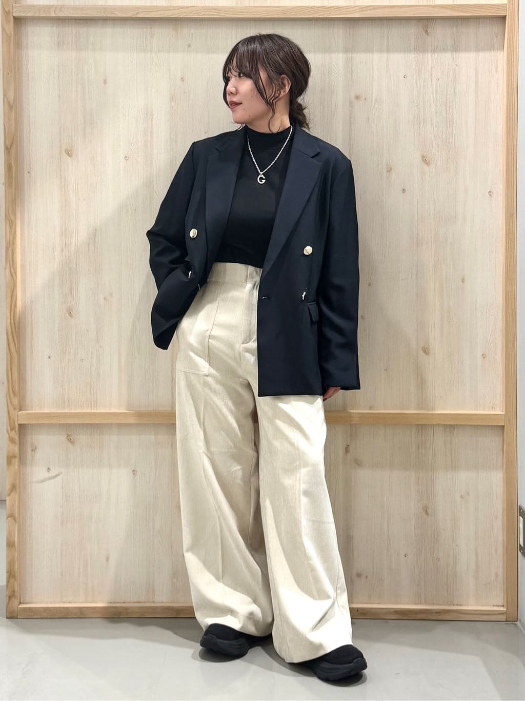 nanaさんの「THE SHOP TK｜【今羽織るなら】ダブルブレストジャケット【セットアップ可/洗える】」を使ったコーディネート
