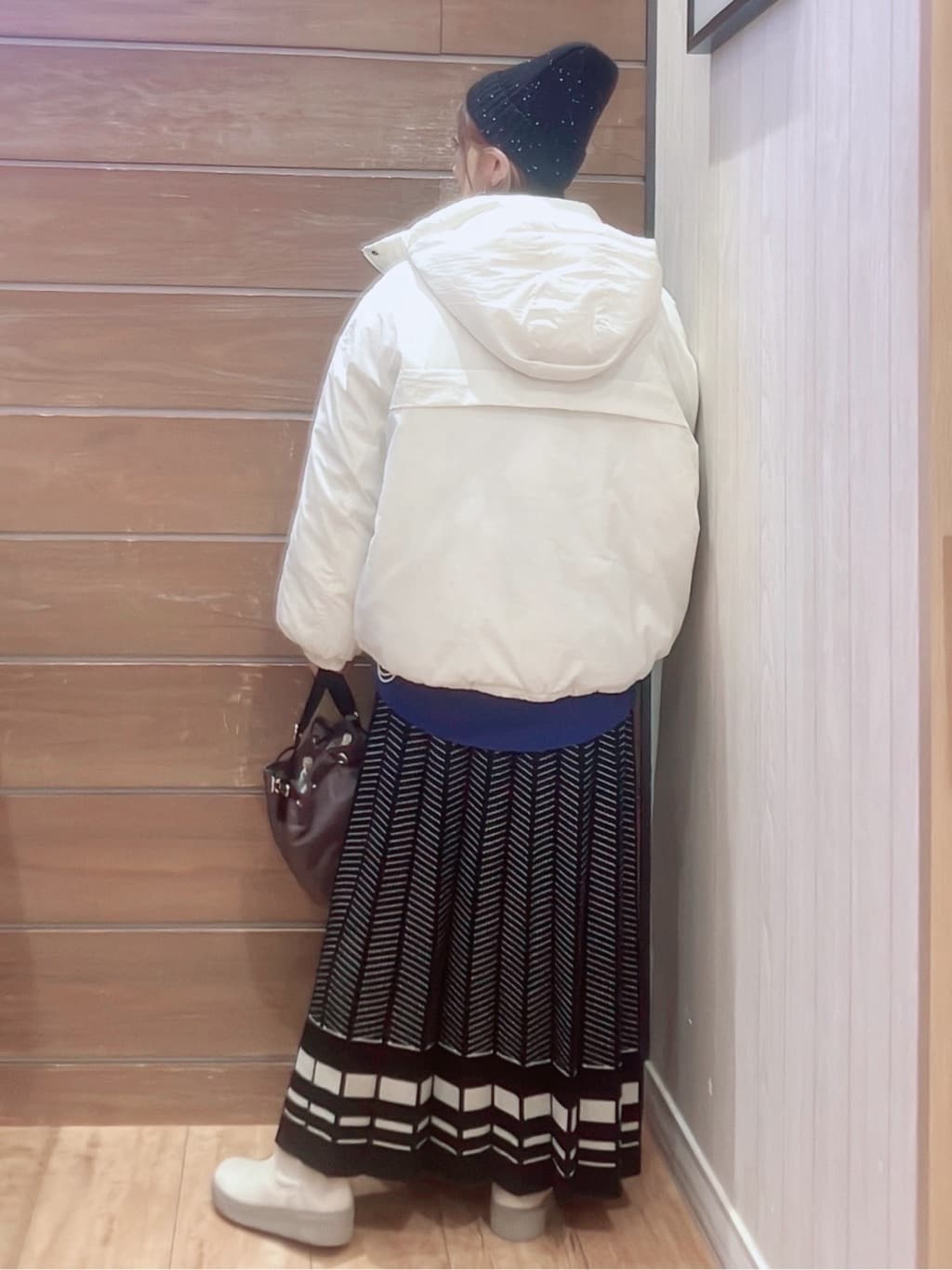 aaamiさんの「SHOO･LA･RUE｜【撥水/あったか】たっぷり着られる 中綿モンスターショートコート」を使ったコーディネート