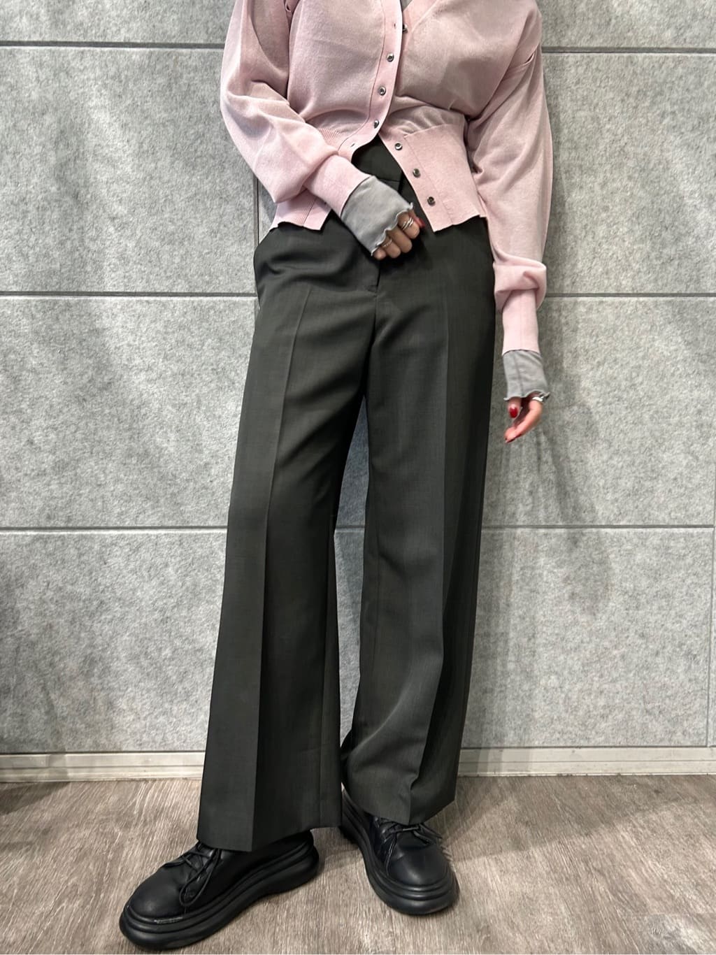 honoka Aさんの「CODE A｜multiway knit cardigan」を使ったコーディネート
