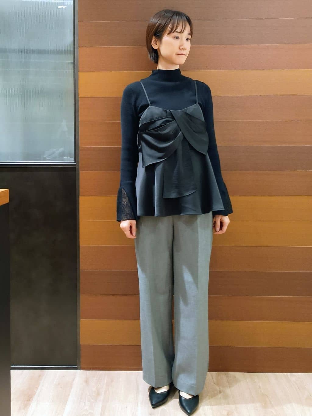 miuraさんの「OPAQUE.CLIP｜カシミヤブレンドウールミドルピーコート」を使ったコーディネート