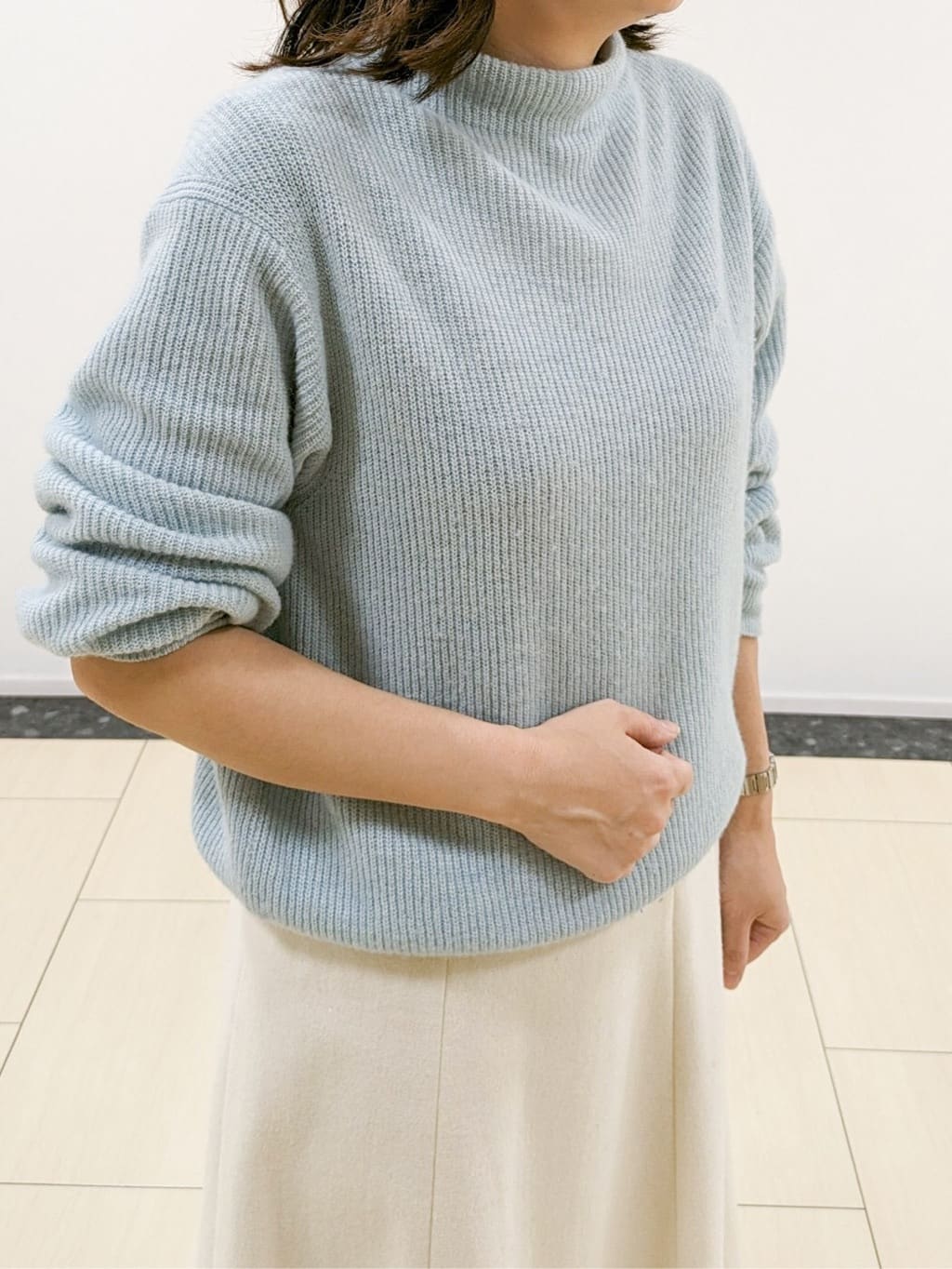 yukinaさんの「COUP DE CHANCE｜【軽い着心地】モックネックニット」を使ったコーディネート