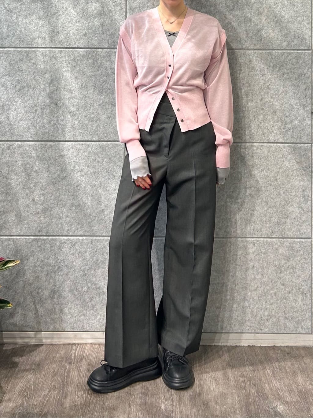 honoka Aさんの「CODE A｜multiway knit cardigan」を使ったコーディネート