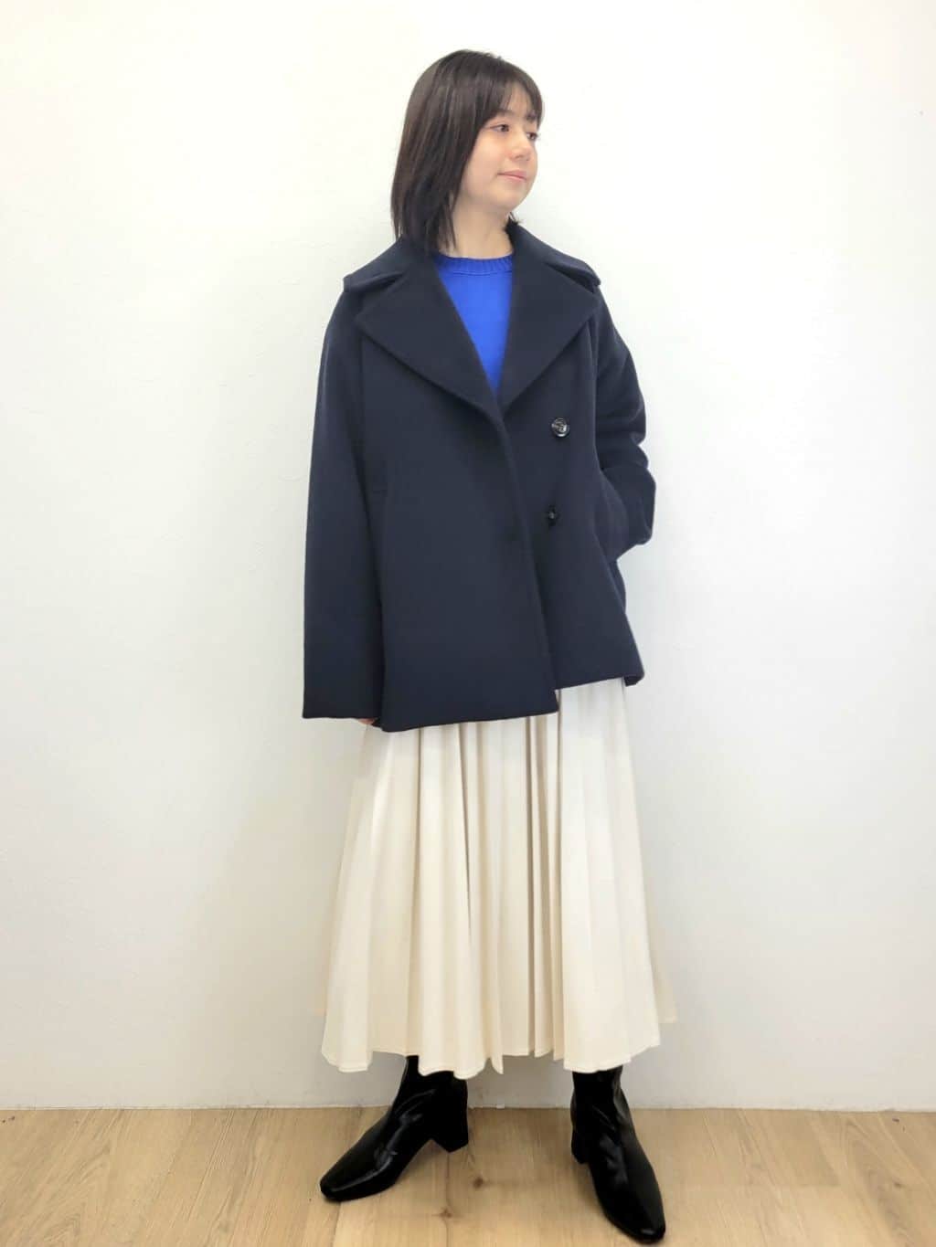 LISAさんの「OPAQUE.CLIP｜カシミヤブレンドウールミドルピーコート」を使ったコーディネート