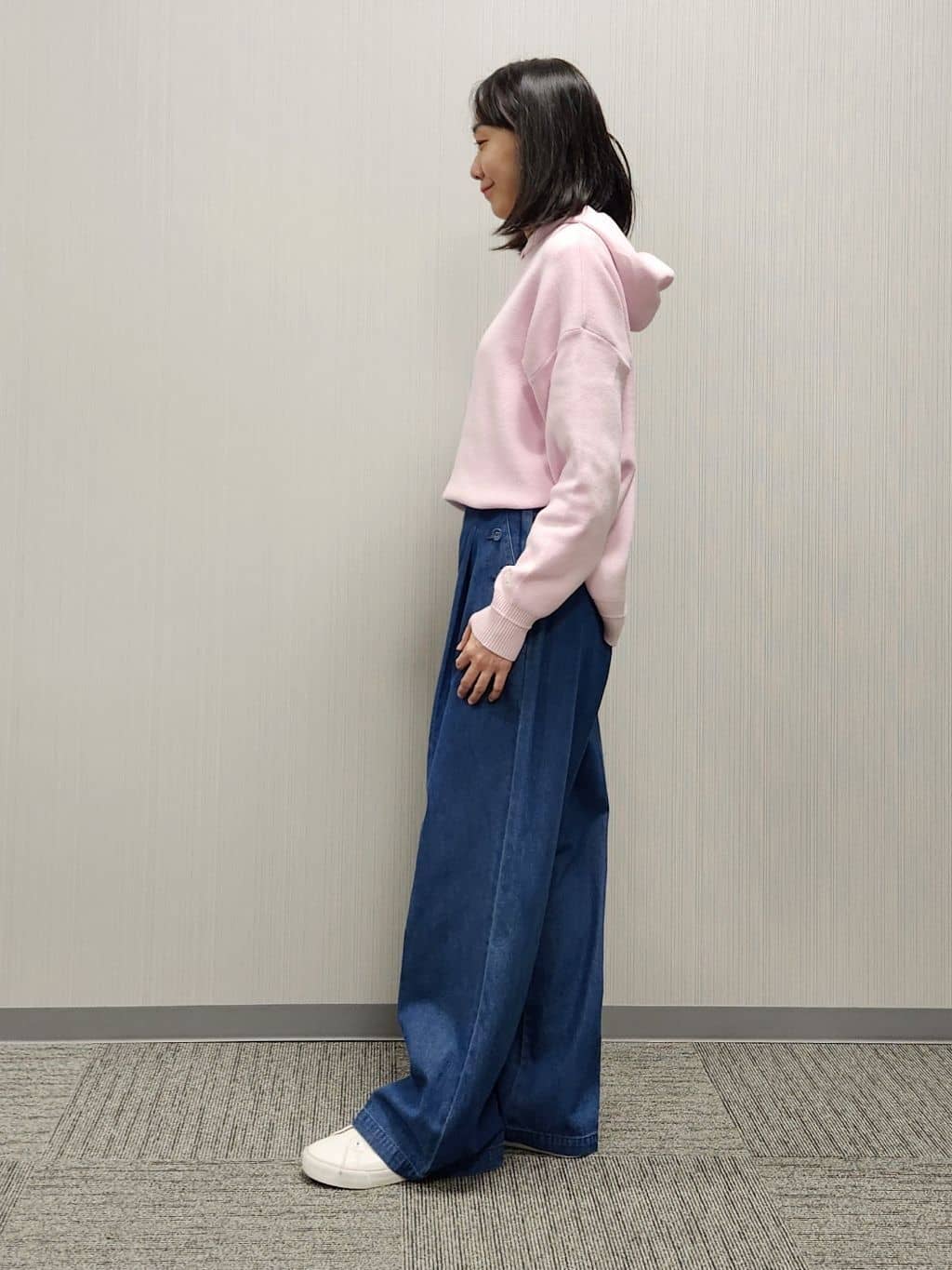 naraさんの「Dessin｜【洗える／体型カバー】ちょうどいいニットパーカ」を使ったコーディネート
