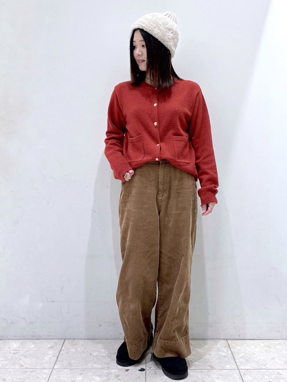 mameさんの「OPAQUE.CLIP｜カシミヤブレンドウールミドルピーコート」を使ったコーディネート