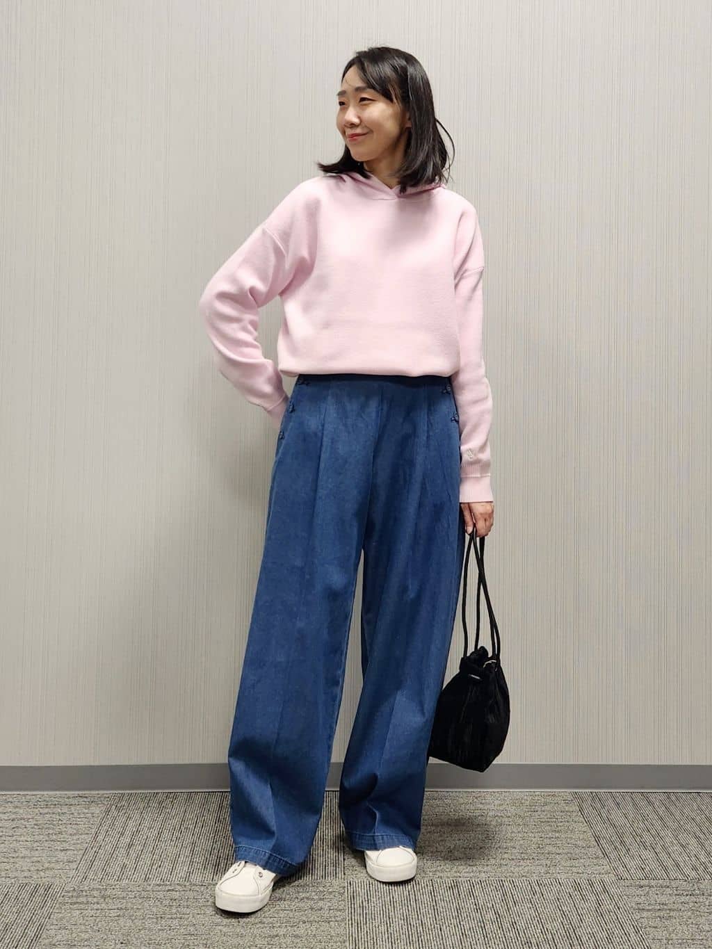 naraさんの「Dessin｜【洗える／体型カバー】ちょうどいいニットパーカ」を使ったコーディネート