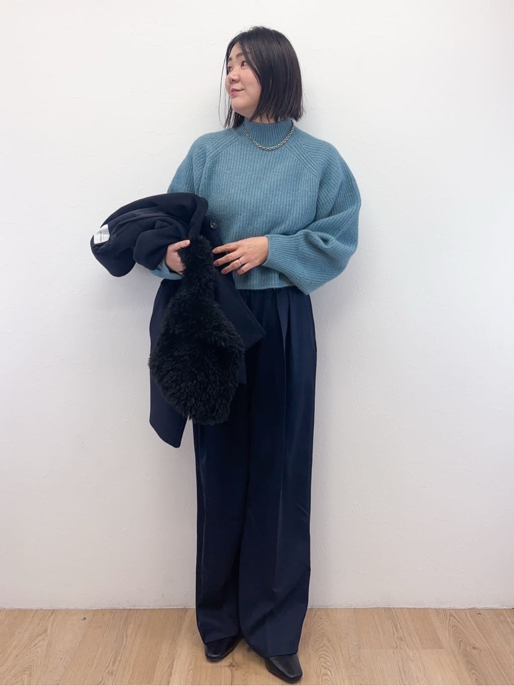 Takeさんの「OPAQUE.CLIP｜カシミヤブレンドウールミドルピーコート」を使ったコーディネート