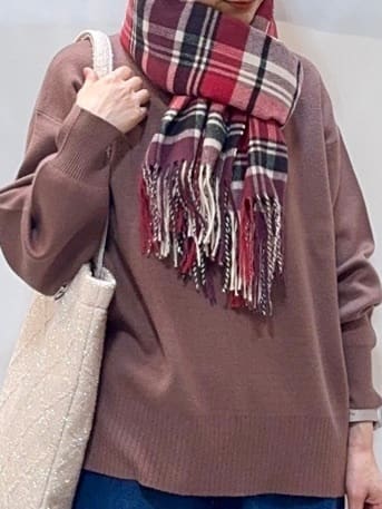 𝐇𝐢𝐫𝐨𝐦𝐢さんの「SHOO･LA･RUE｜【S-LL】脚のラインを拾いにくい デニムワイドパンツ」を使ったコーディネート