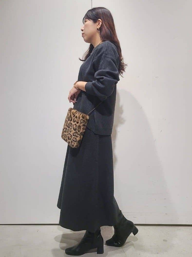 hmさんの「OPAQUE.CLIP｜サイド編地切替ニットトップス／セットアップ対応【洗濯機OK】」を使ったコーディネート
