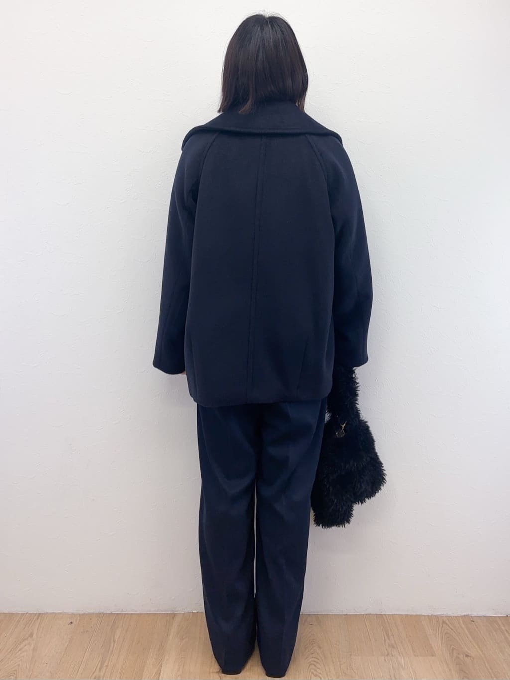 Takeさんの「OPAQUE.CLIP｜カシミヤブレンドウールミドルピーコート」を使ったコーディネート