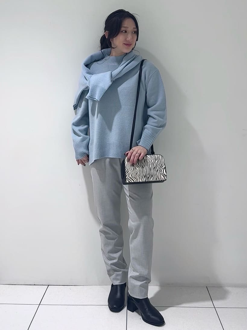 そんさんの「INDIVI｜【撥水／洗える】ステッチレス ロングダウンコート」を使ったコーディネート