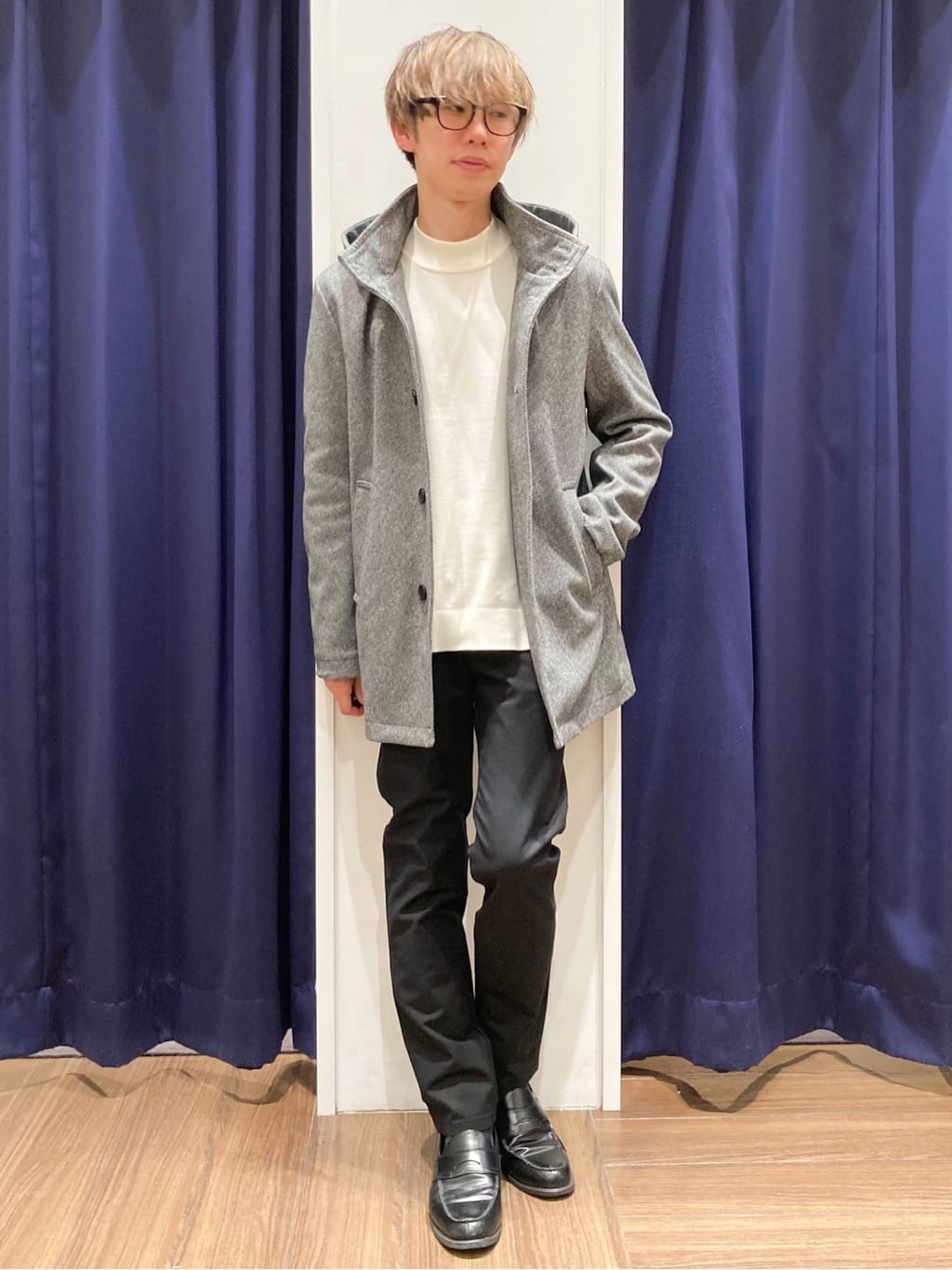 つーじーさんの「THE SHOP TK｜【冬のビジネスシーンに最適】シルキーモックネックニット　洗濯機OK」を使ったコーディネート
