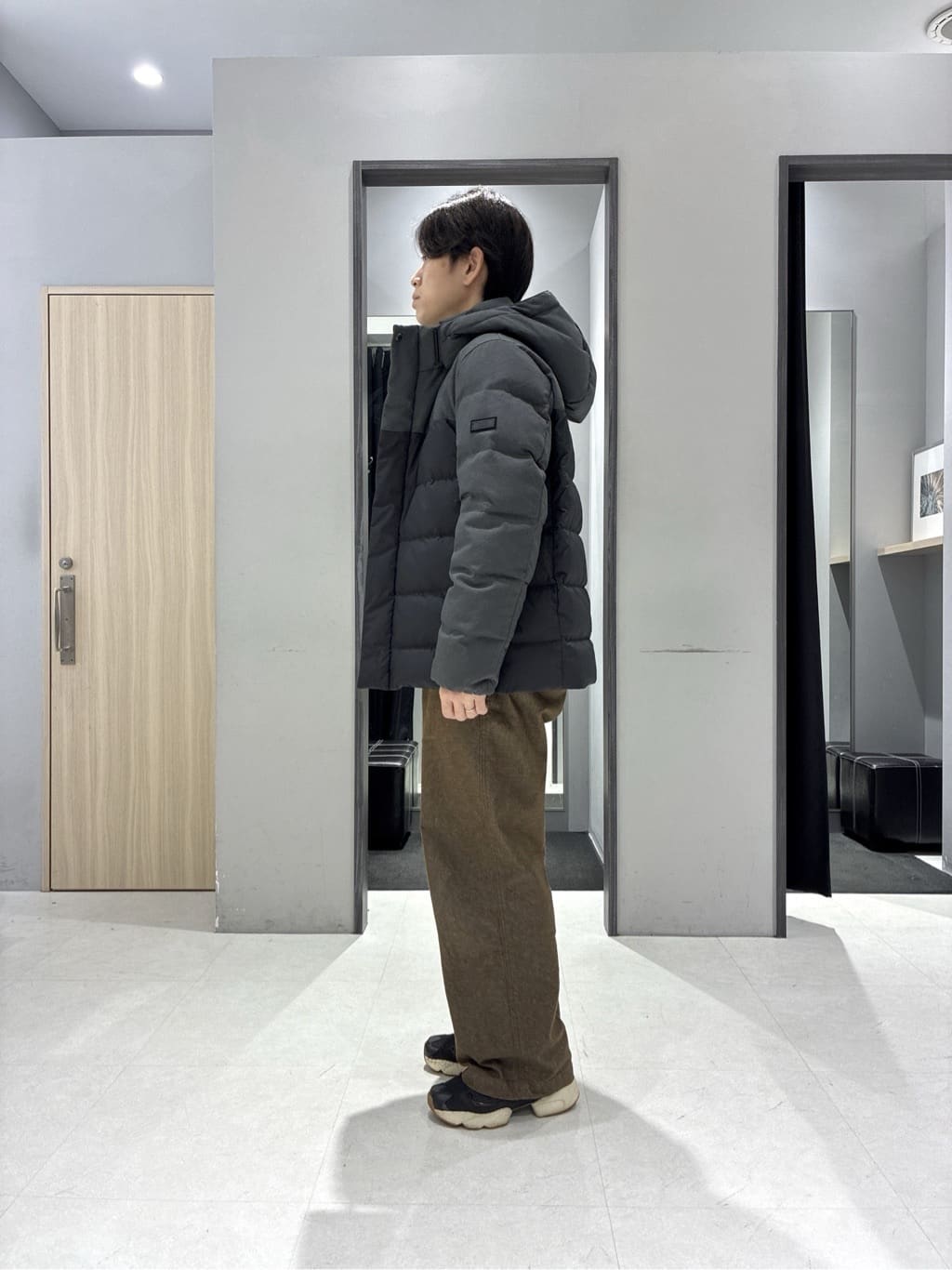 わいずみさんの「TAKEO KIKUCHI｜カラーコンビ ダウンブルゾン」を使ったコーディネート