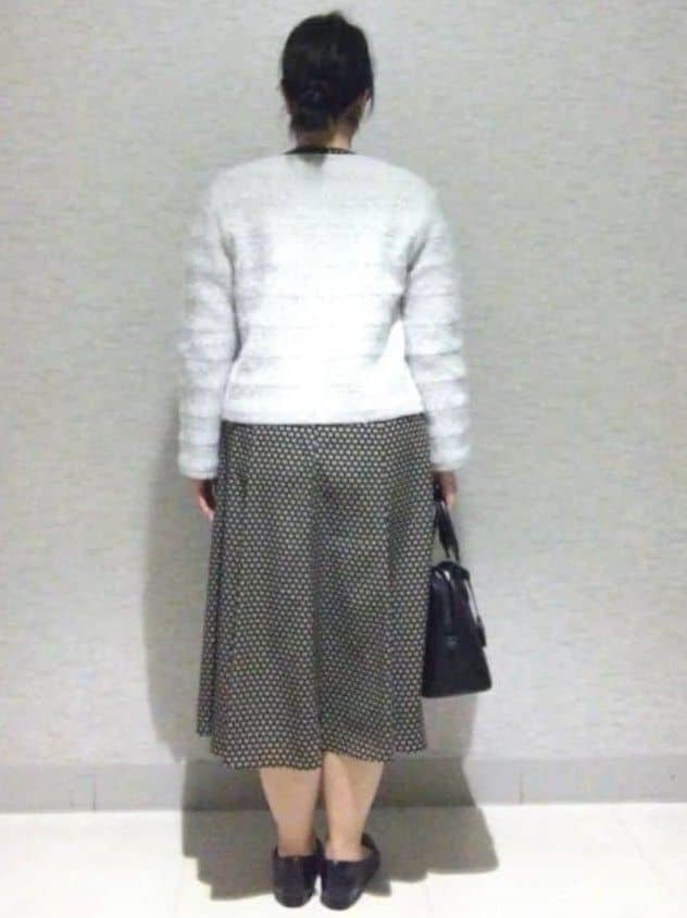 sakoさんの「Reflect｜【お食事会やお出かけに◎】ふんわりジャカード編みカーディガン」を使ったコーディネート