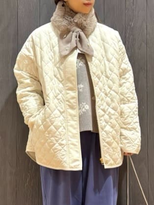 meiさんの「SHOO･LA･RUE｜【S-LL】大人上品な レトロフラワーニット」を使ったコーディネート