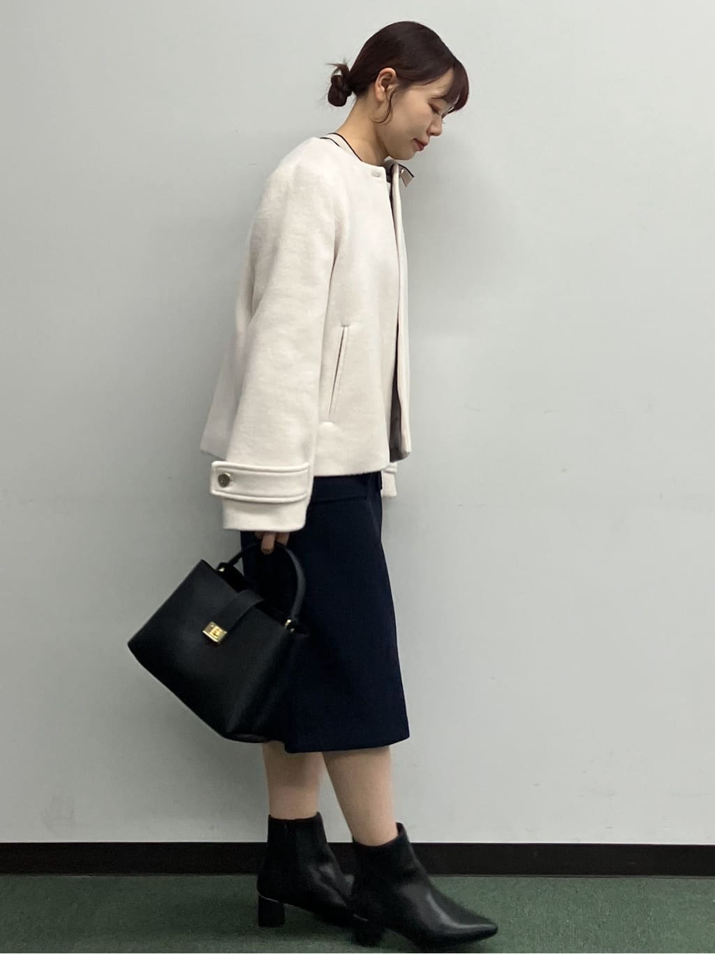 MAYUKIさんの「index｜ノーカラーショートコート」を使ったコーディネート
