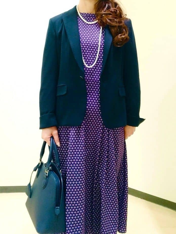 花さんの「Reflect｜【通勤/お出かけ◎】ジオメプリントクラシカルワンピース」を使ったコーディネート