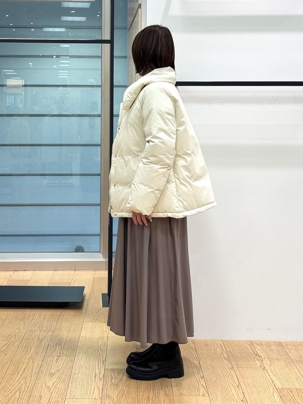 asamiさんの「INDIVI｜【洗える／ラメ／意匠感】ミックスブークレニット」を使ったコーディネート