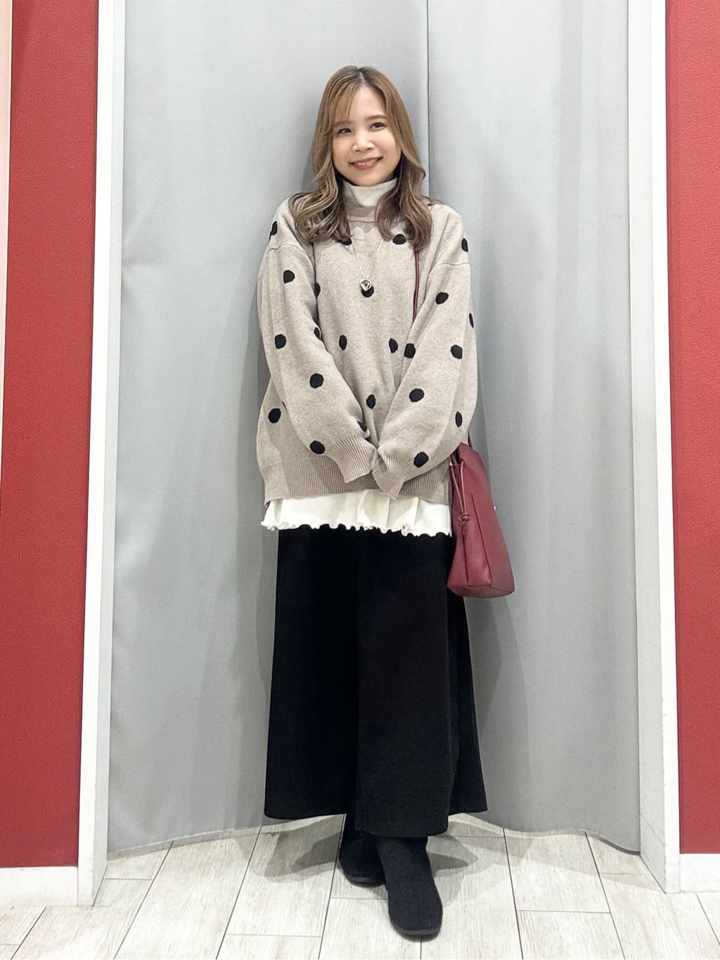 shioさんの「SHOO･LA･RUE｜【高レビュー】ウエストゴムで穿きやすい　ガウチョパンツ」を使ったコーディネート