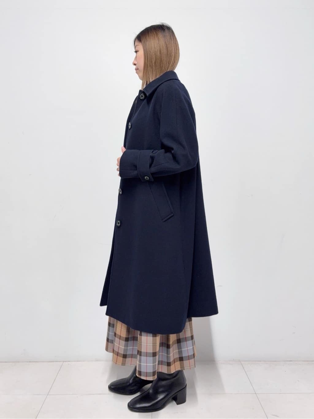 Nishijimaさんの「DRESSTERIOR｜ファインメリノクルーネックラインプルオーバー」を使ったコーディネート