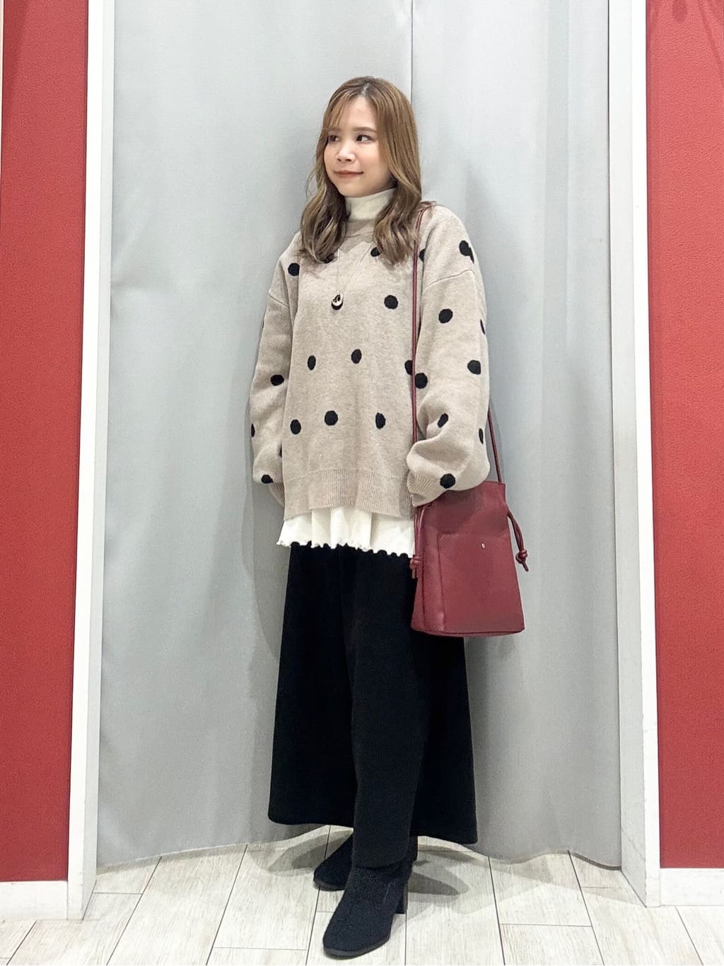 shioさんの「SHOO･LA･RUE｜【高レビュー】ウエストゴムで穿きやすい　ガウチョパンツ」を使ったコーディネート