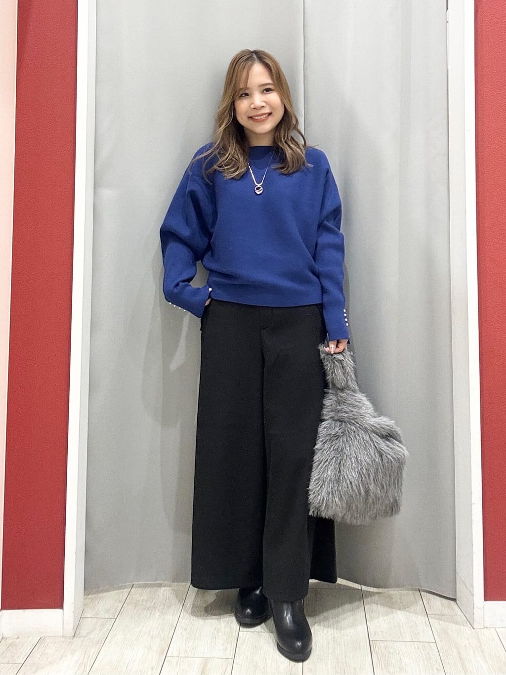 shioさんの「SHOO･LA･RUE｜【洗濯機可】美脚見え あったか圧縮ニット ガウチョパンツ」を使ったコーディネート