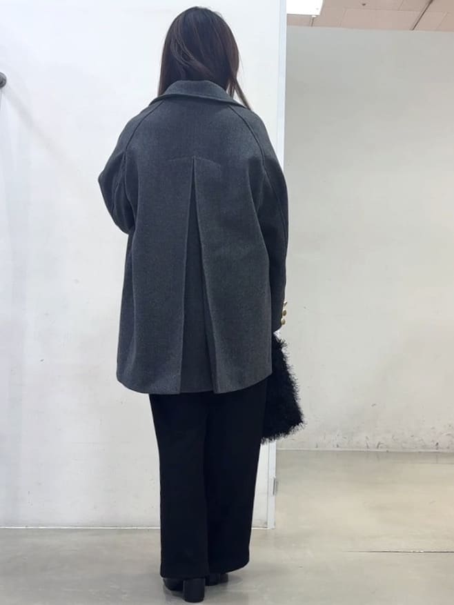 tokiさんの「THE SHOP TK｜クラシカルな装い ウールライクスタンドカラーコート」を使ったコーディネート